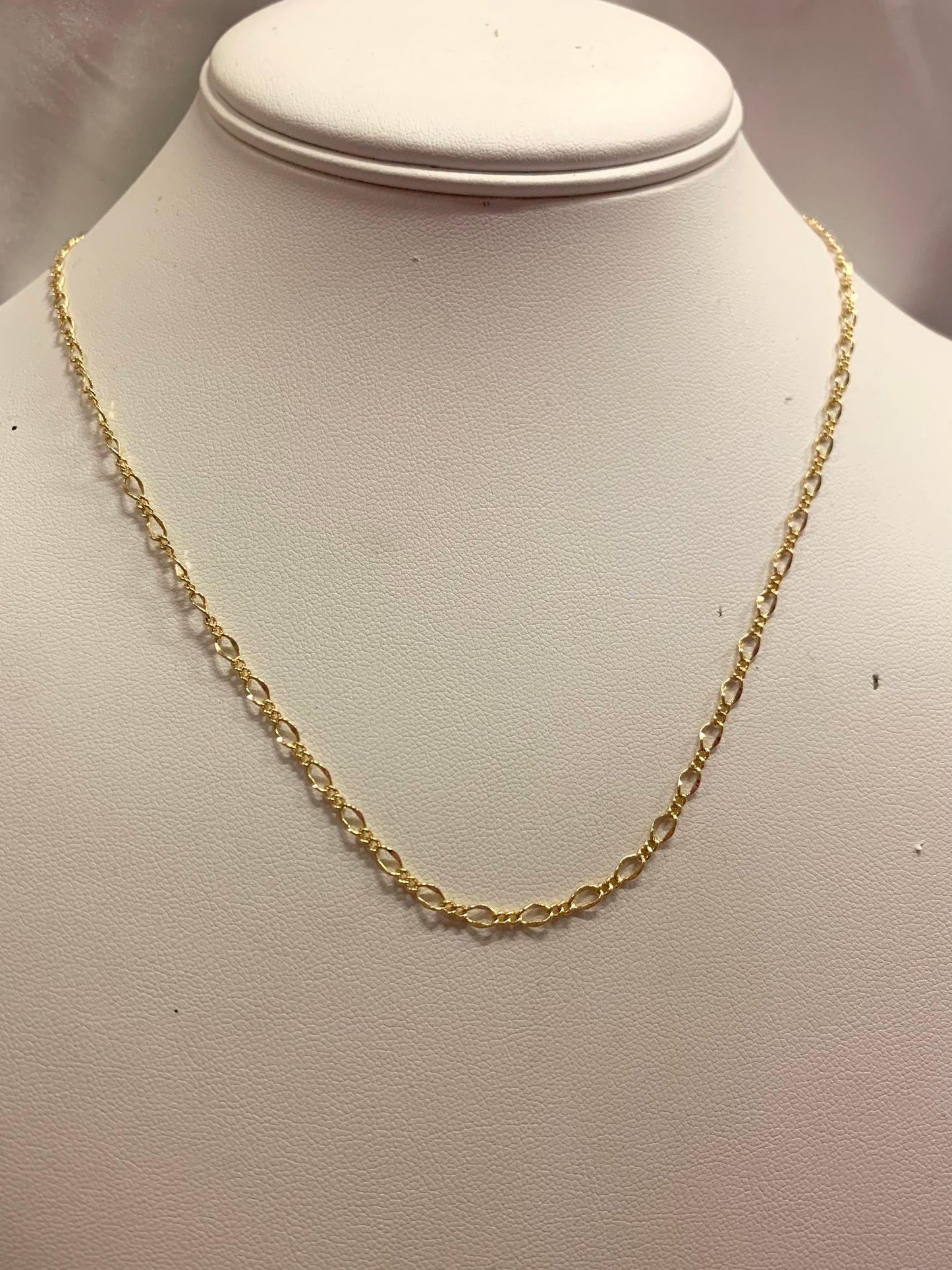(7) Pretty Chain 20”