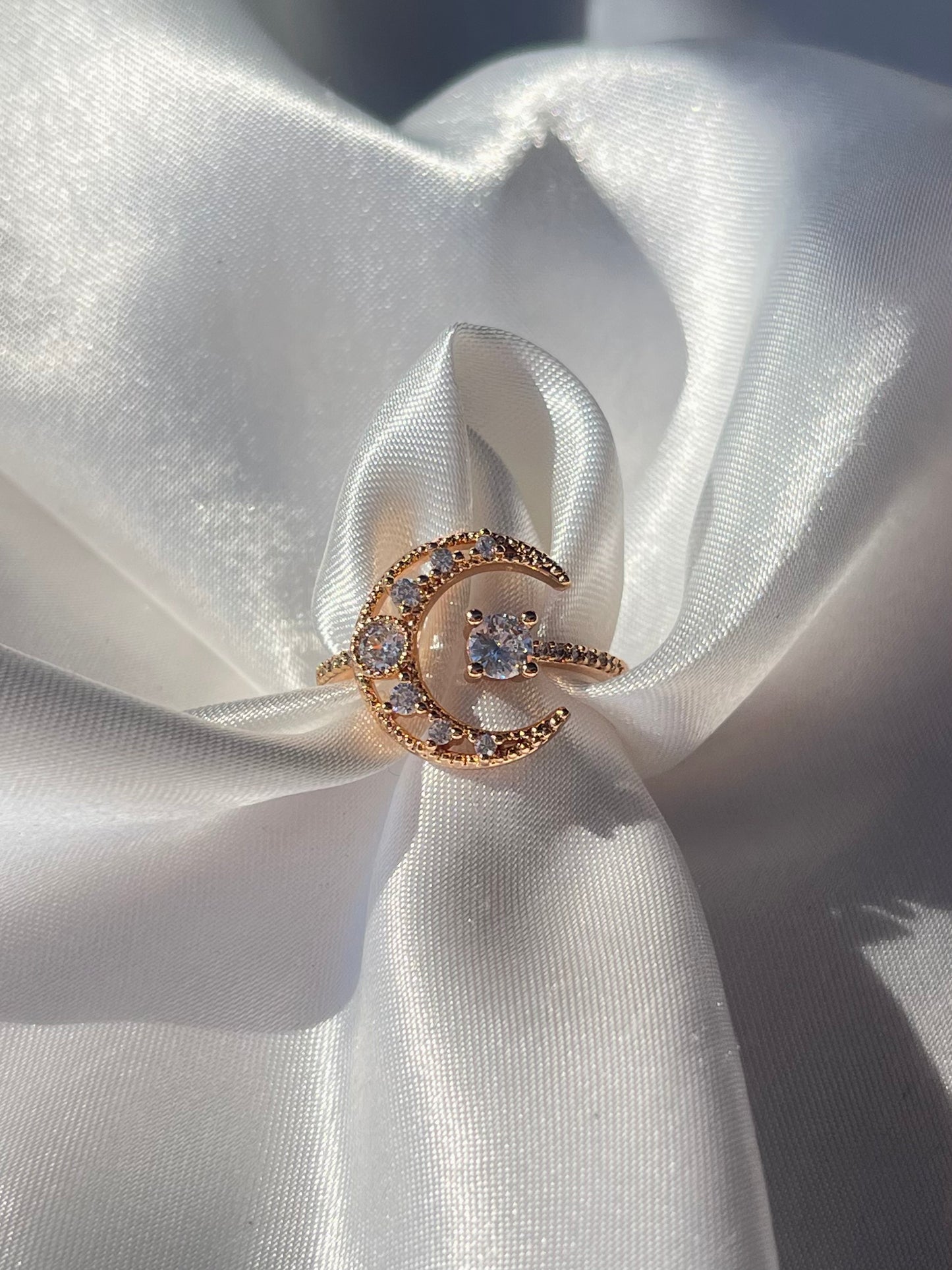 Moon Diamond Ring