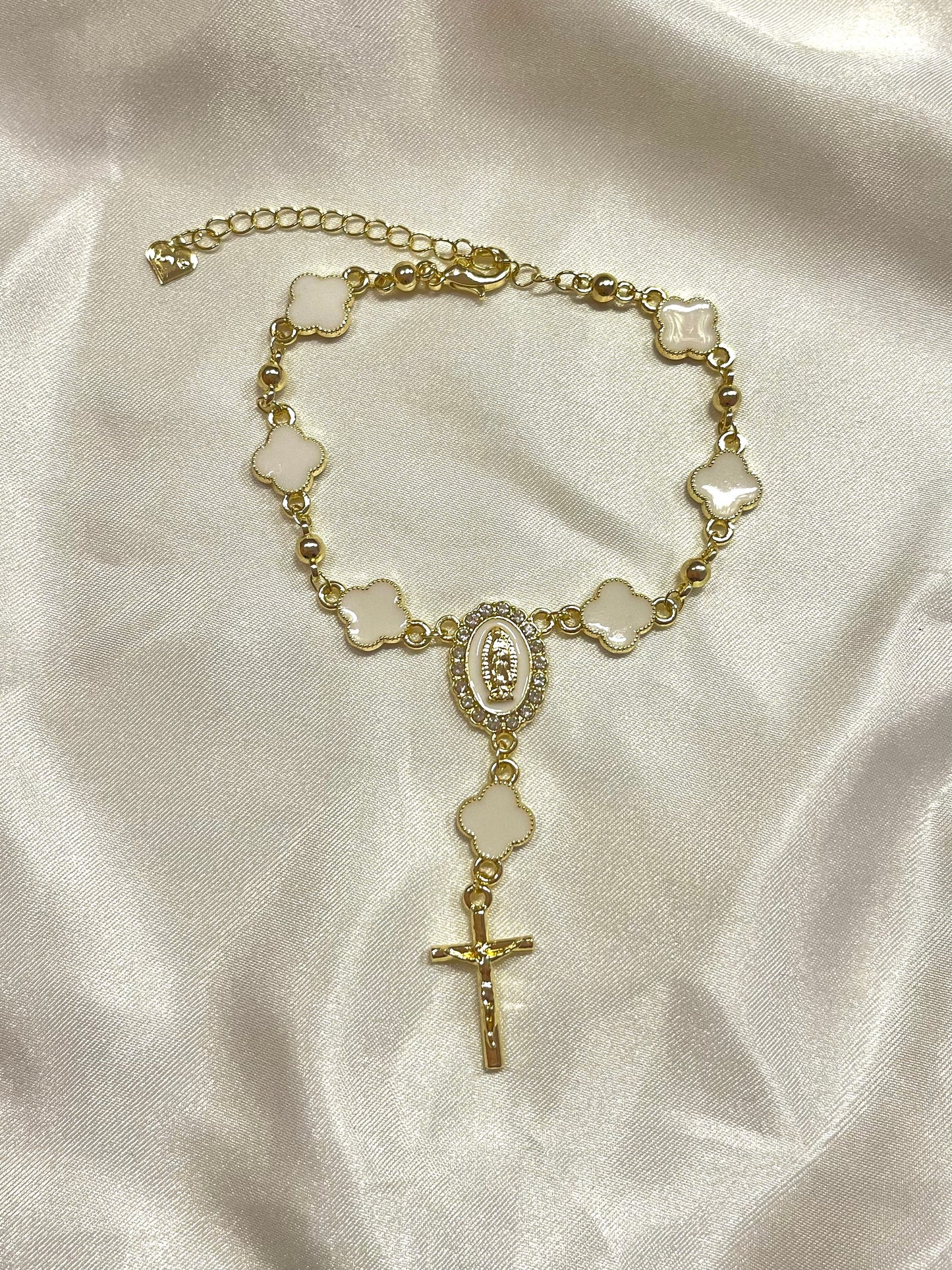 Virgen Clover Rosario Bracelet