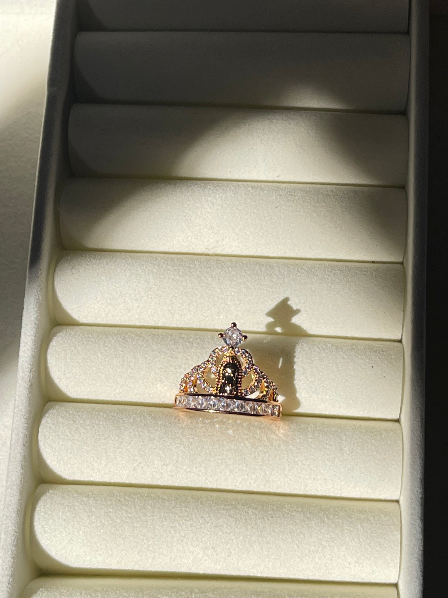 Virgen Crown Ring