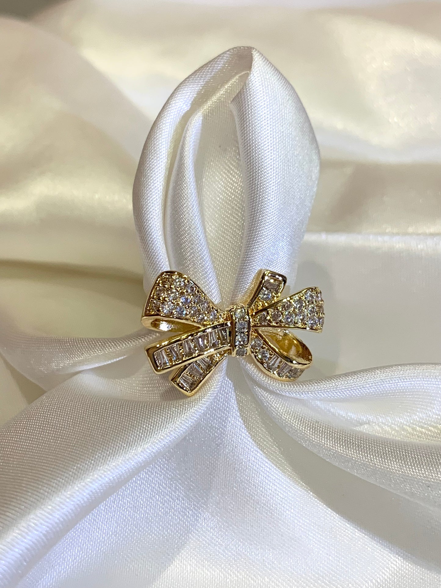 Bow Diamond Ring