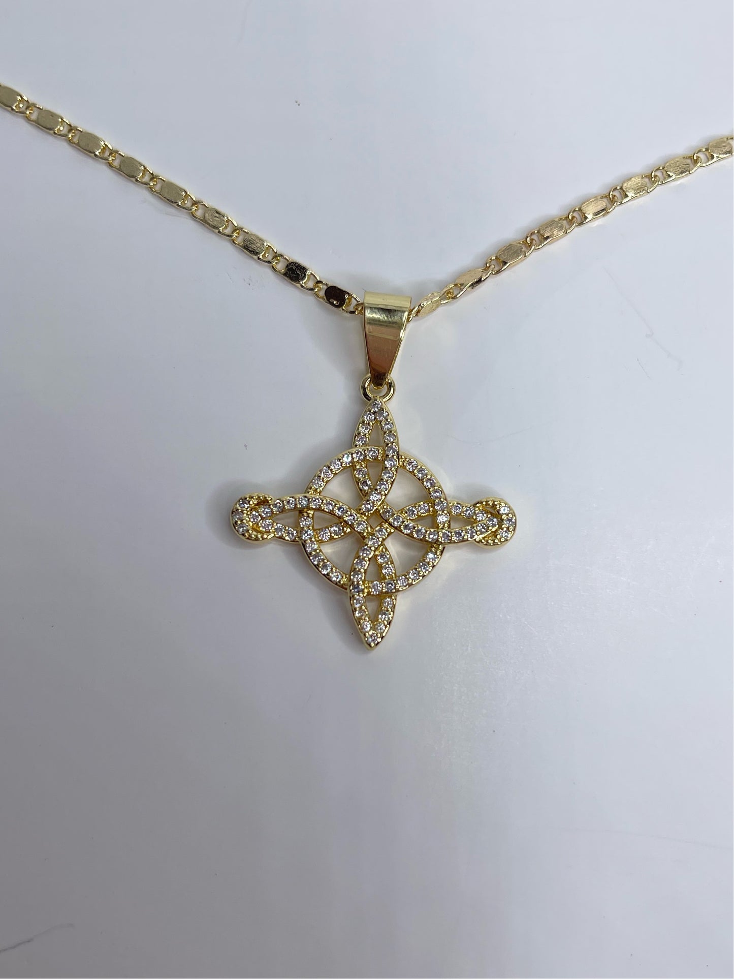 Nudo de bruja Necklace