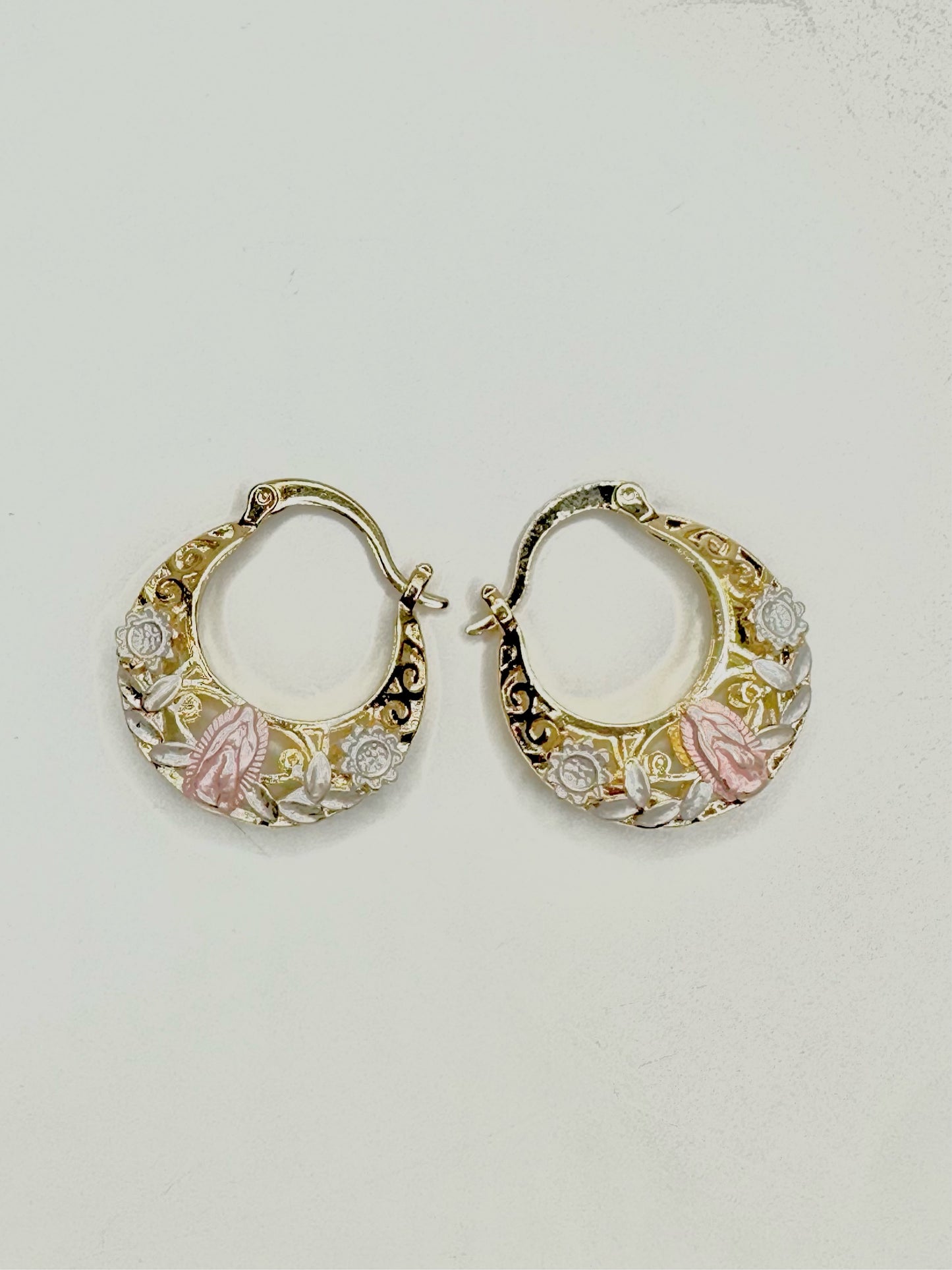 Mini Virgen Arracada