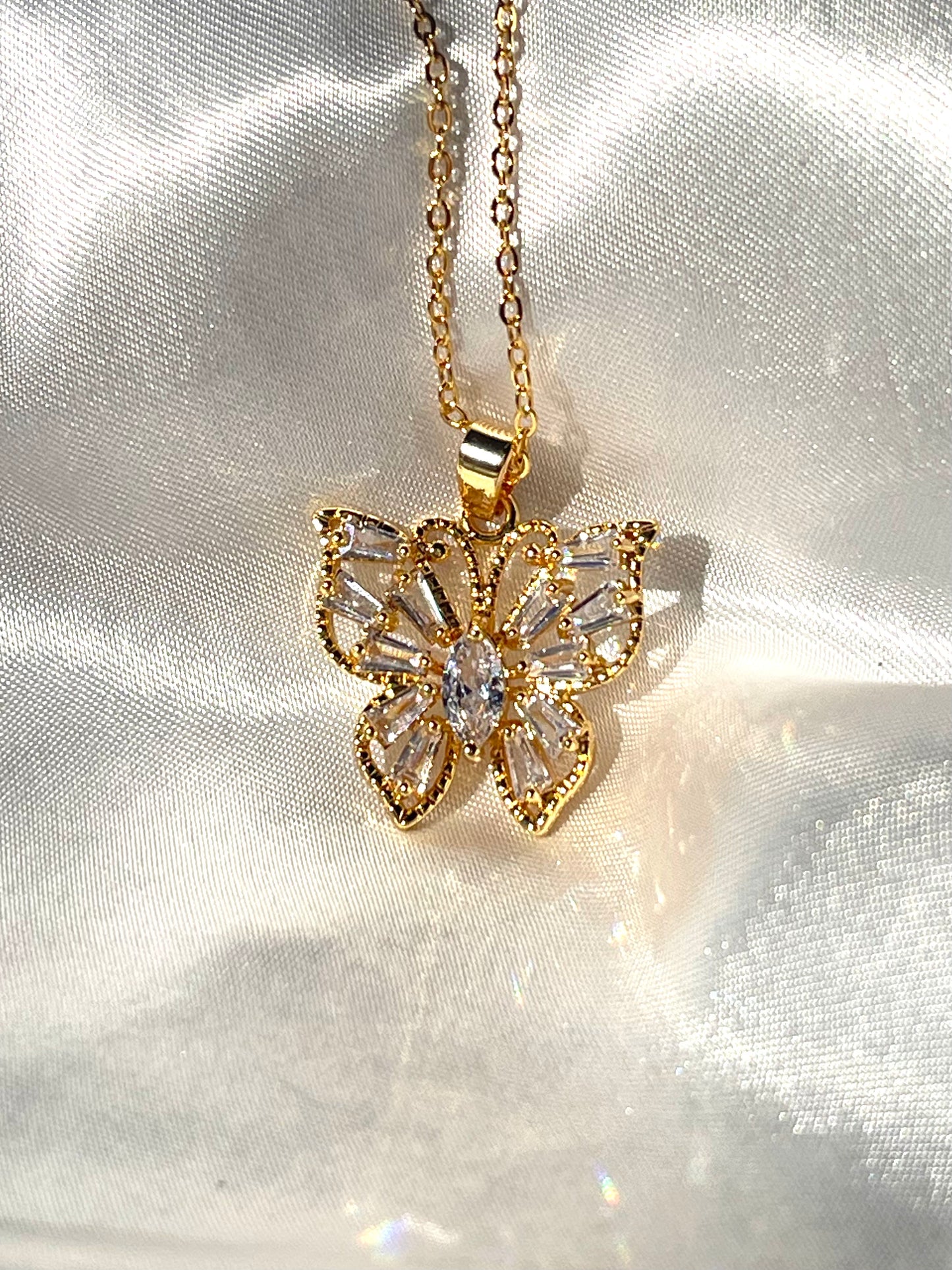 Pretty Butterfly Necklace
