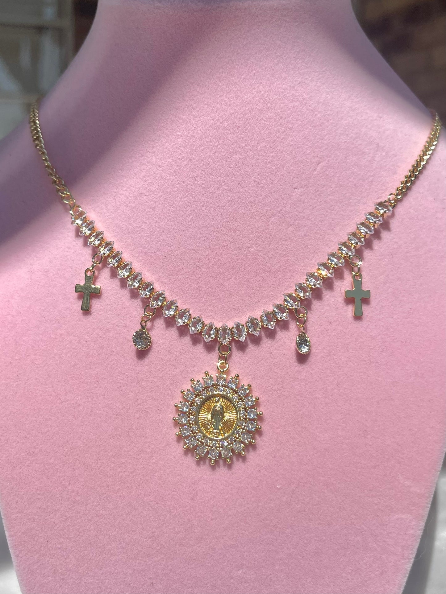 SS Virgen Diamond Necklace