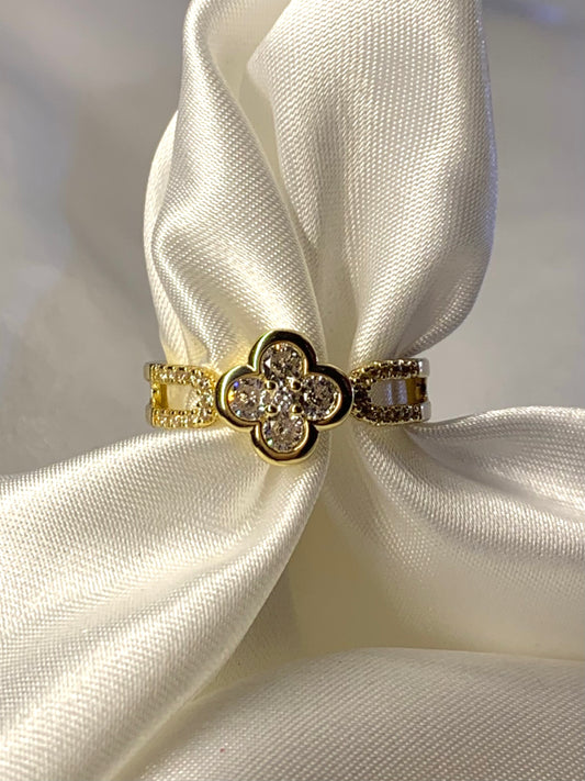 Flower Ring (Size 7,8,9)
