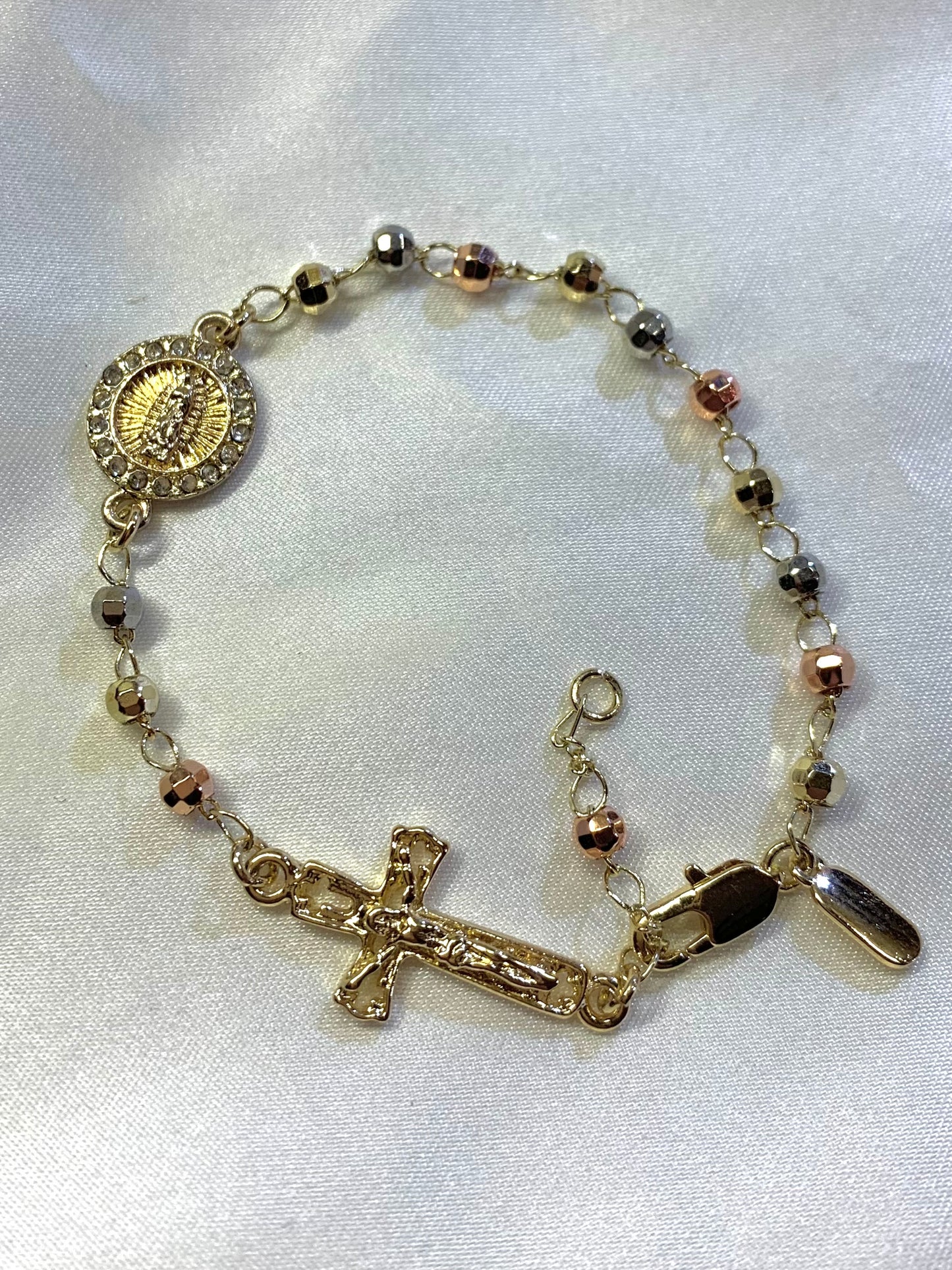 Virgen Cross Bracelet