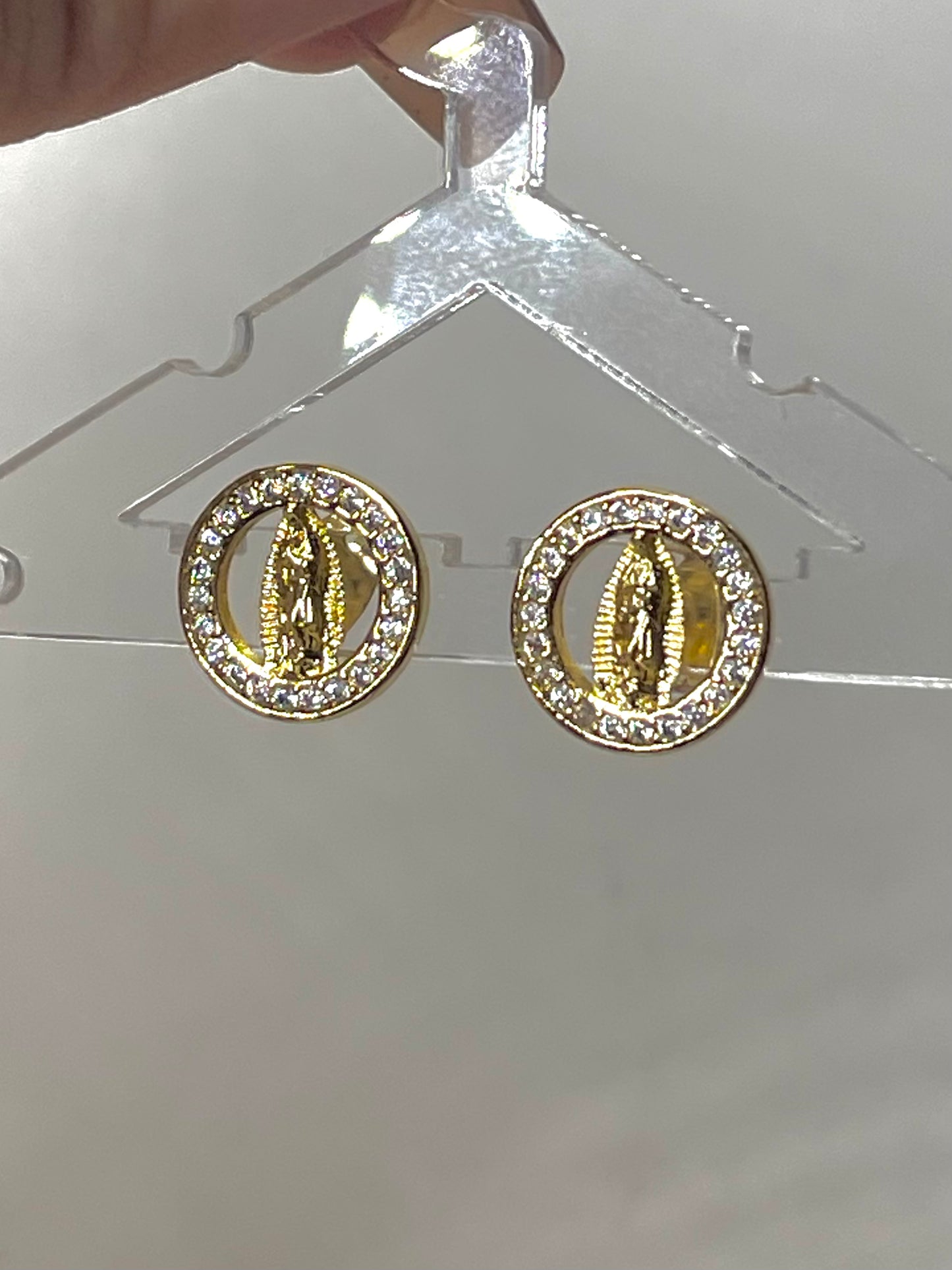 Virgen Circle Earrings