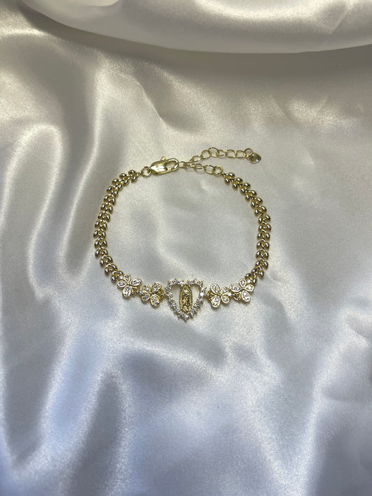 Virgen Heart Bracelet